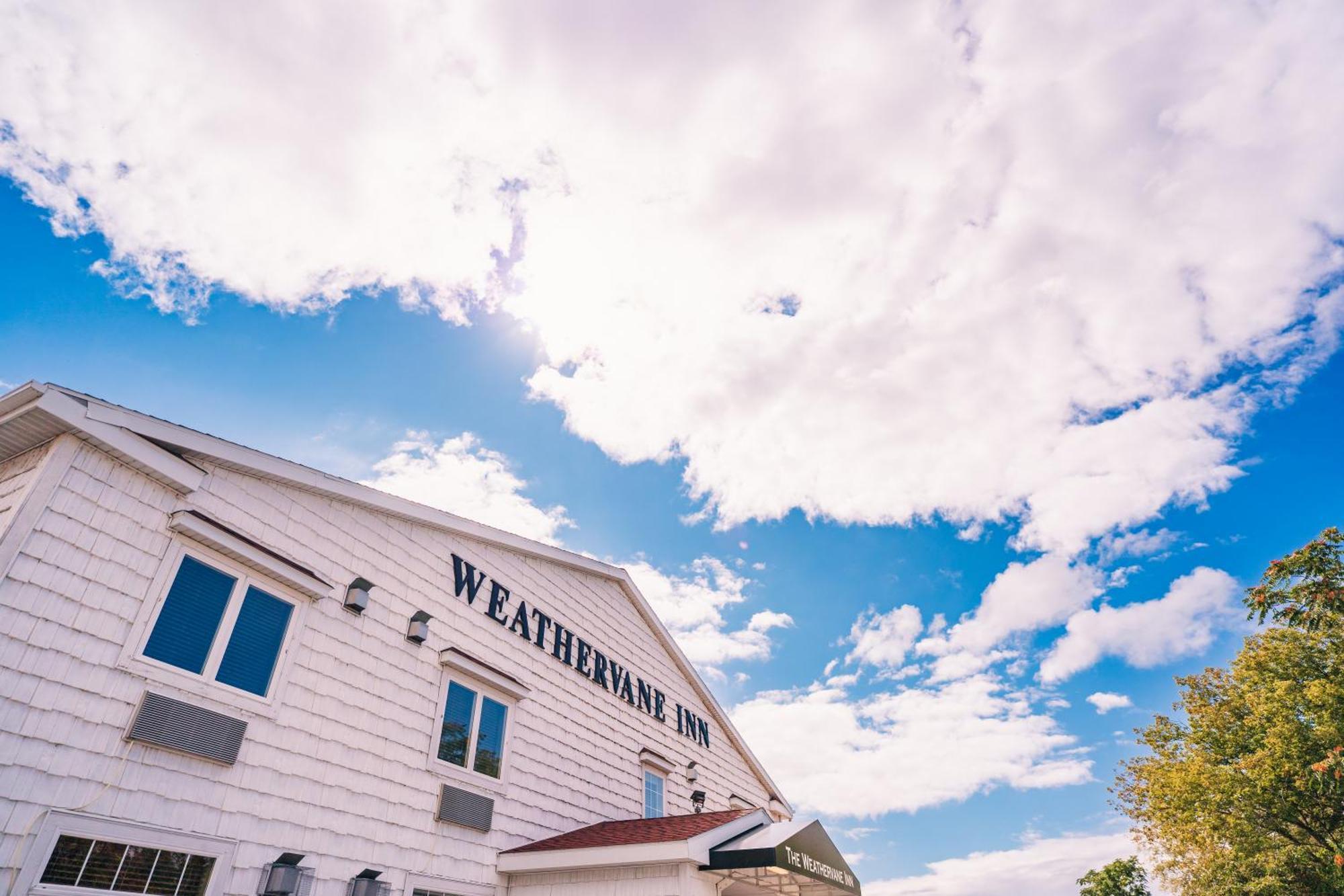 Weathervane Inn Montague Exterior photo